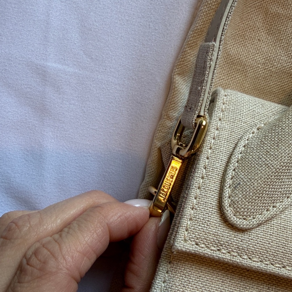 Jacquemus Cream Mini Bag like new 💯 authentic - Picture 6 of 15